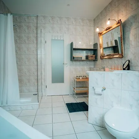 50/ Seilbahn Blick / 2 Schlafzimmer